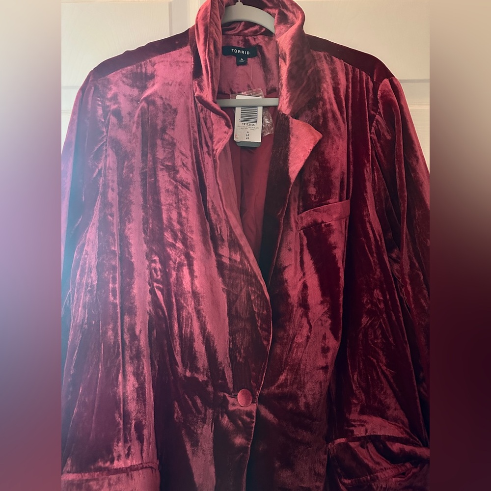 MWT VELVET TORRID JACKET